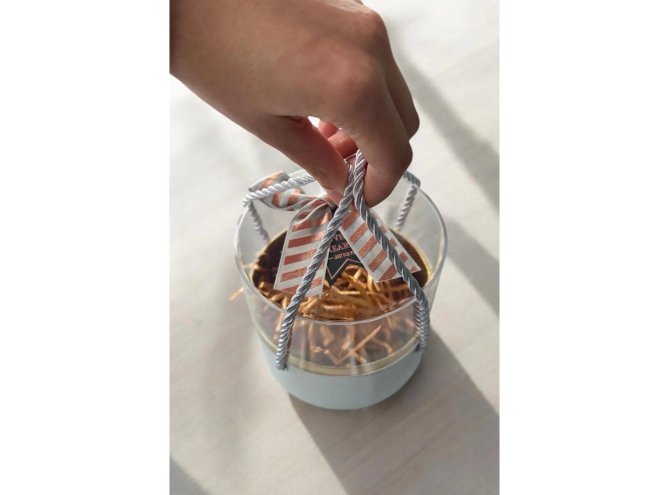 Gri Renk Hediye Kutusu