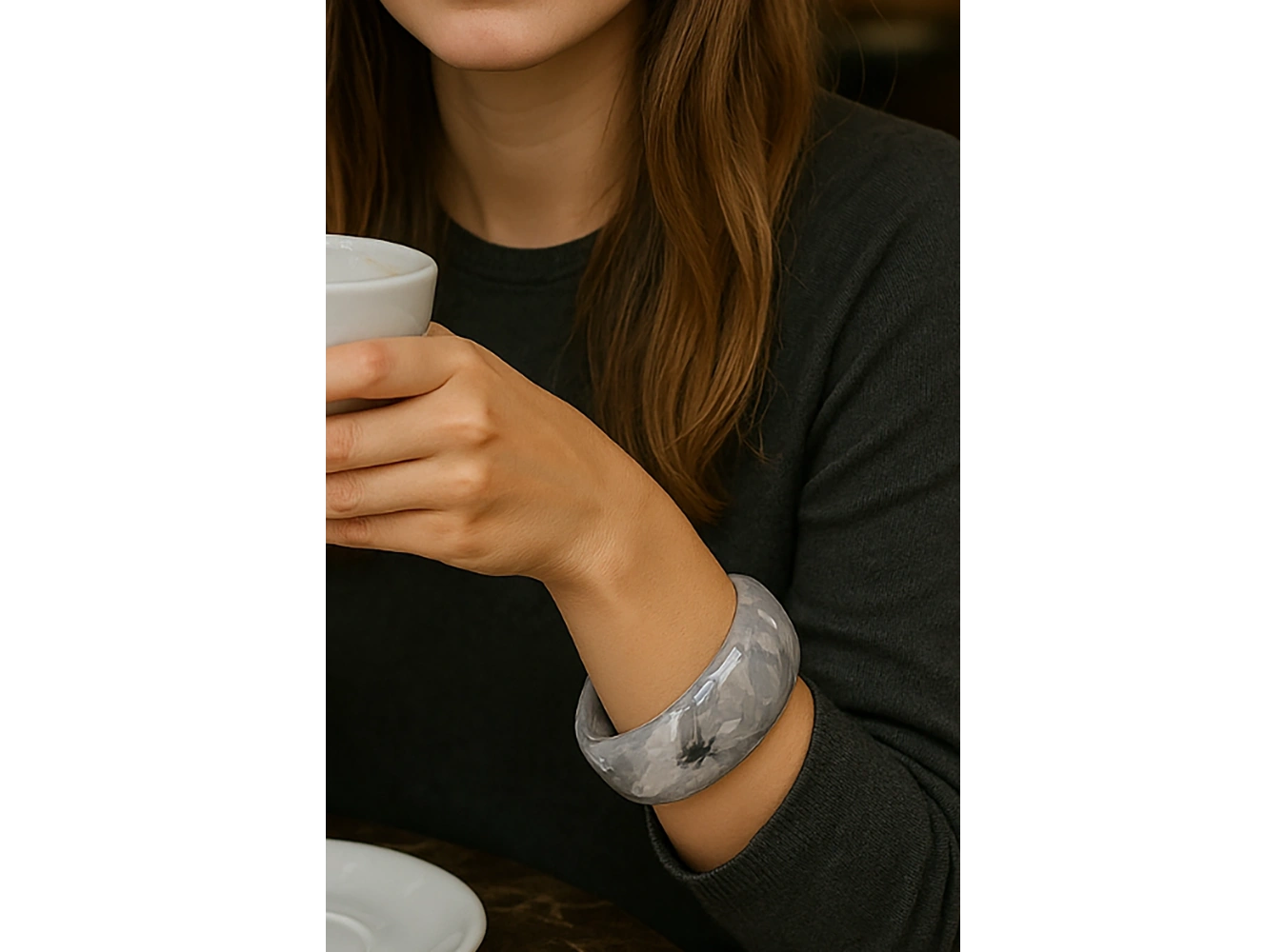 Gri Renk Kalın Kemik Mika Bileklik