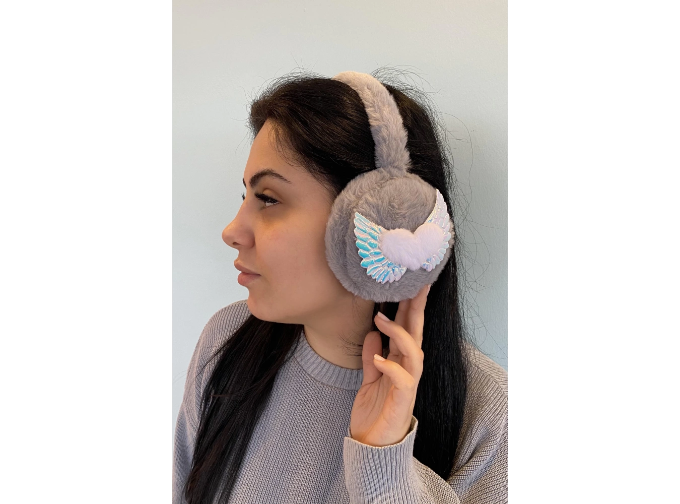 Gri Renk Kalp Detaylı Peluş Kulaklık