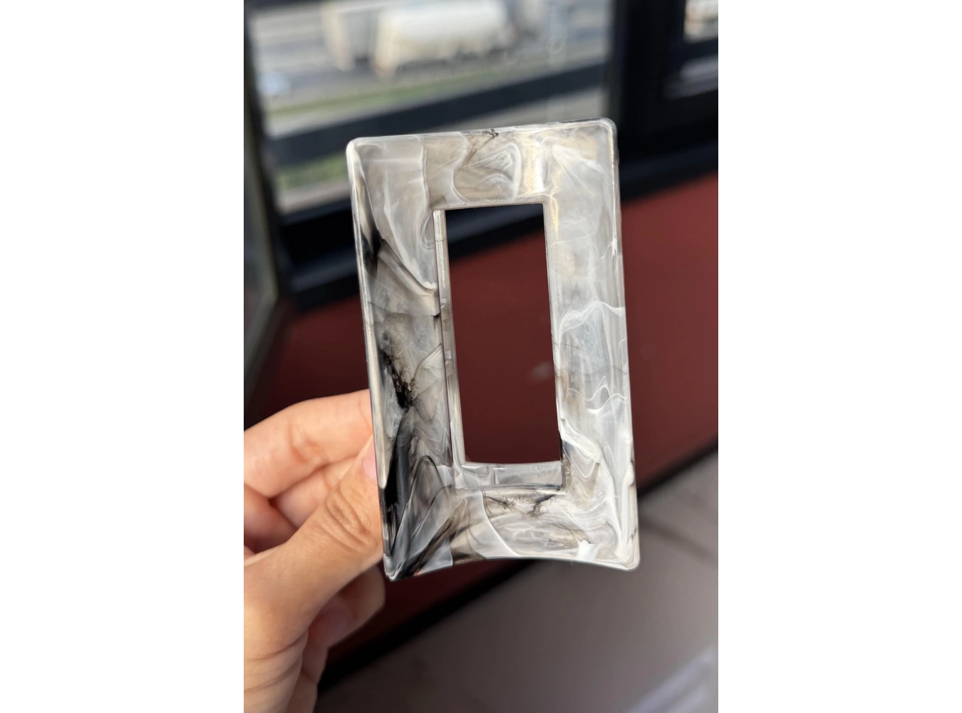 Gri Renk Mermer Desenli Kemik Mandal Toka