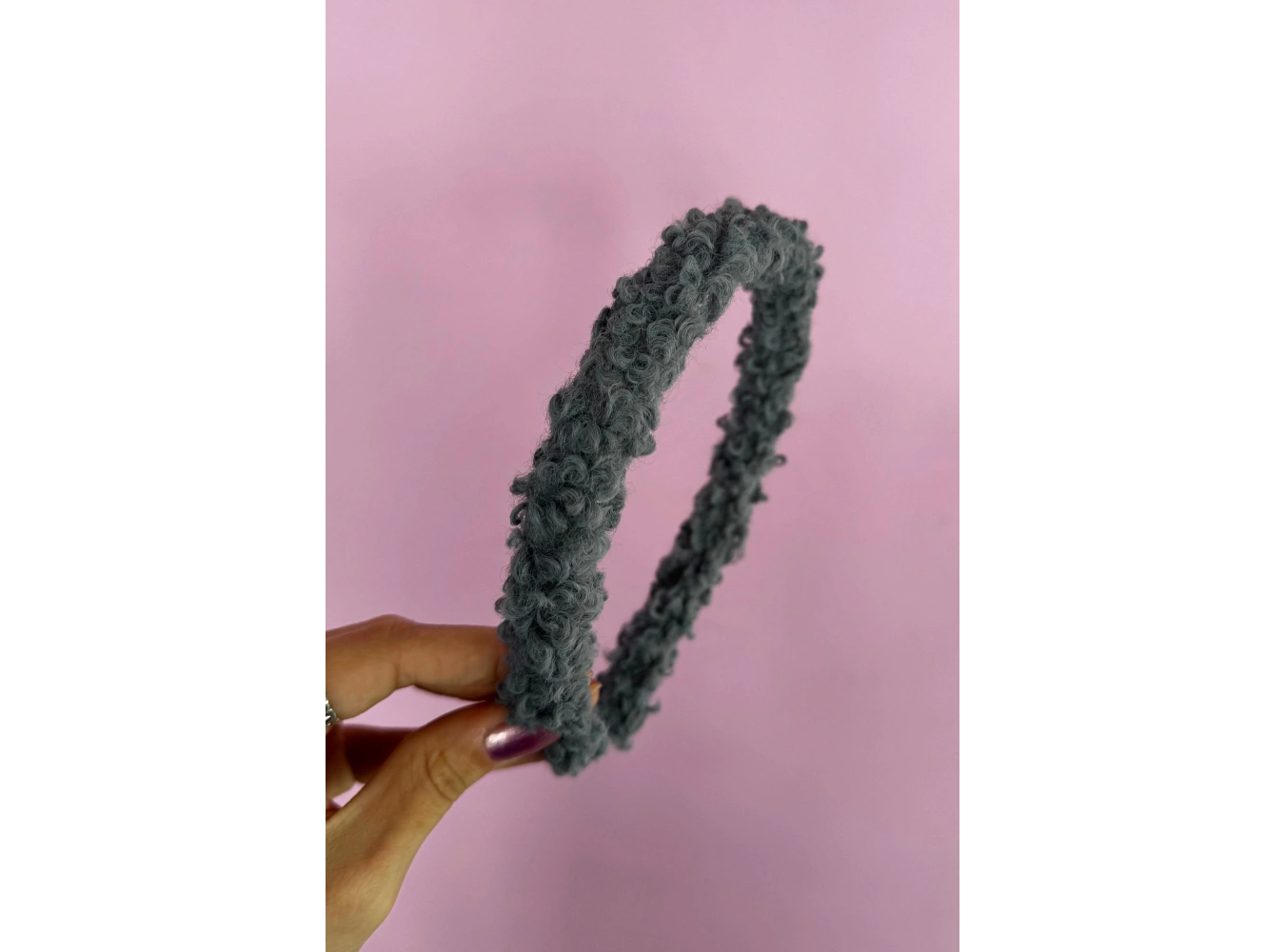 Gri Renk Peluş Taç