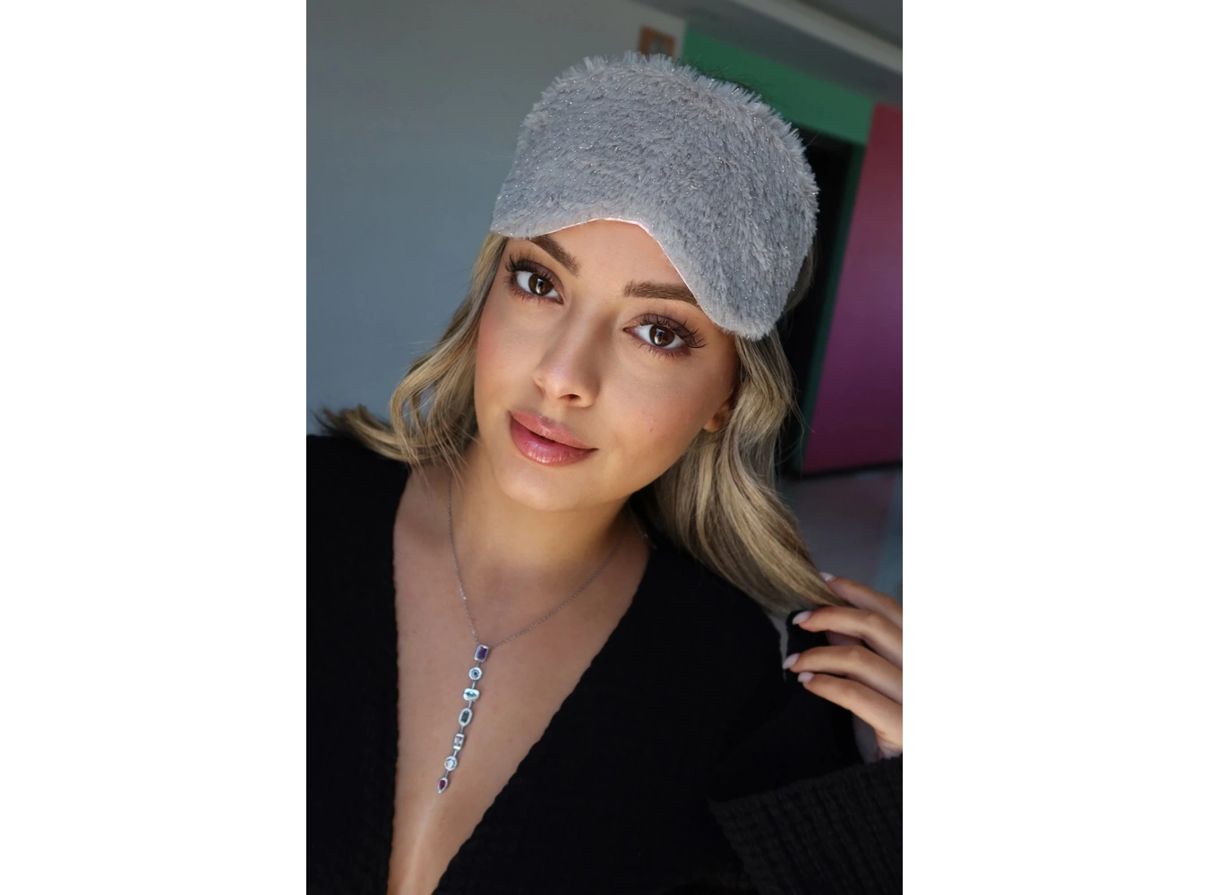 Gri Renk Sim Detaylı Peluş Uyku Bandı