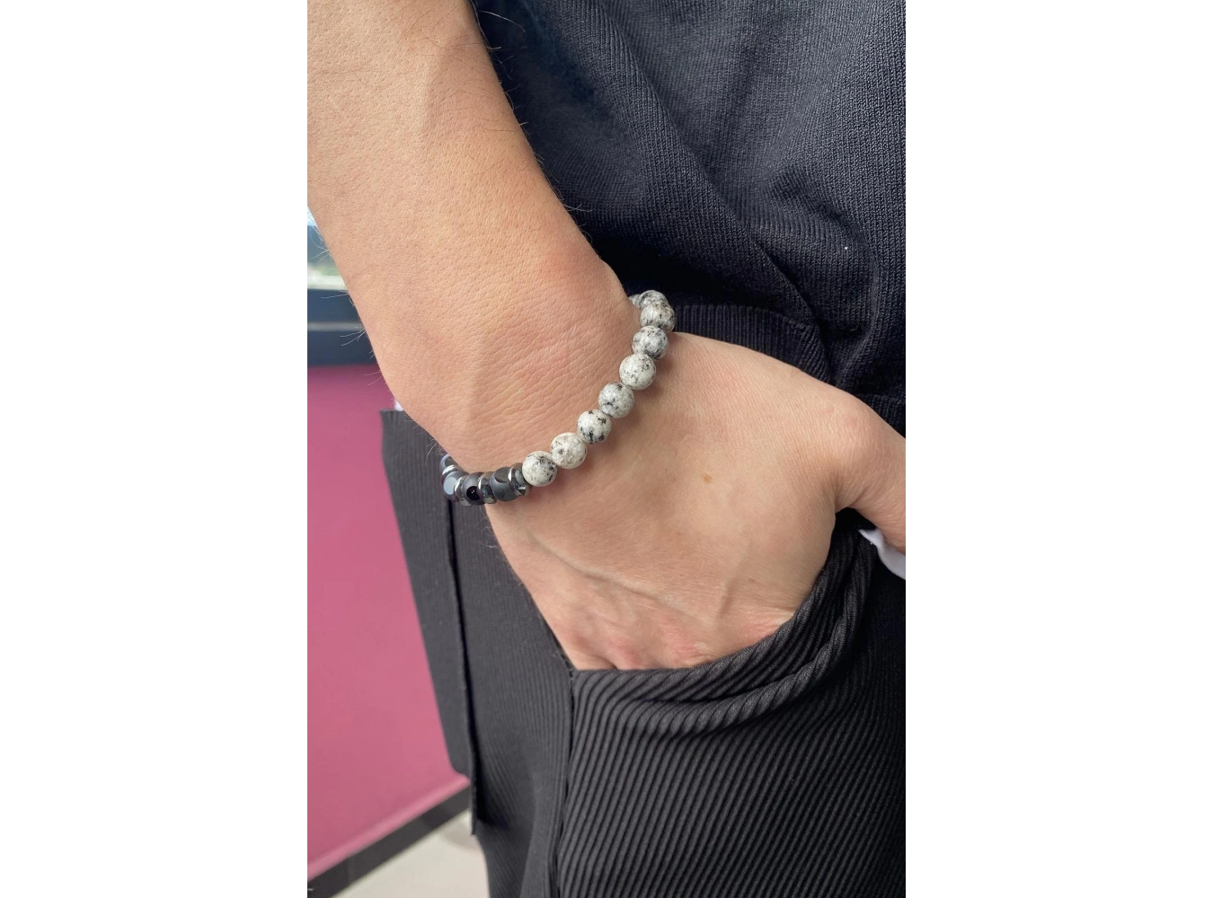 Gri Ve Siyah Renk Boncuk Detaylı Erkek Bileklik