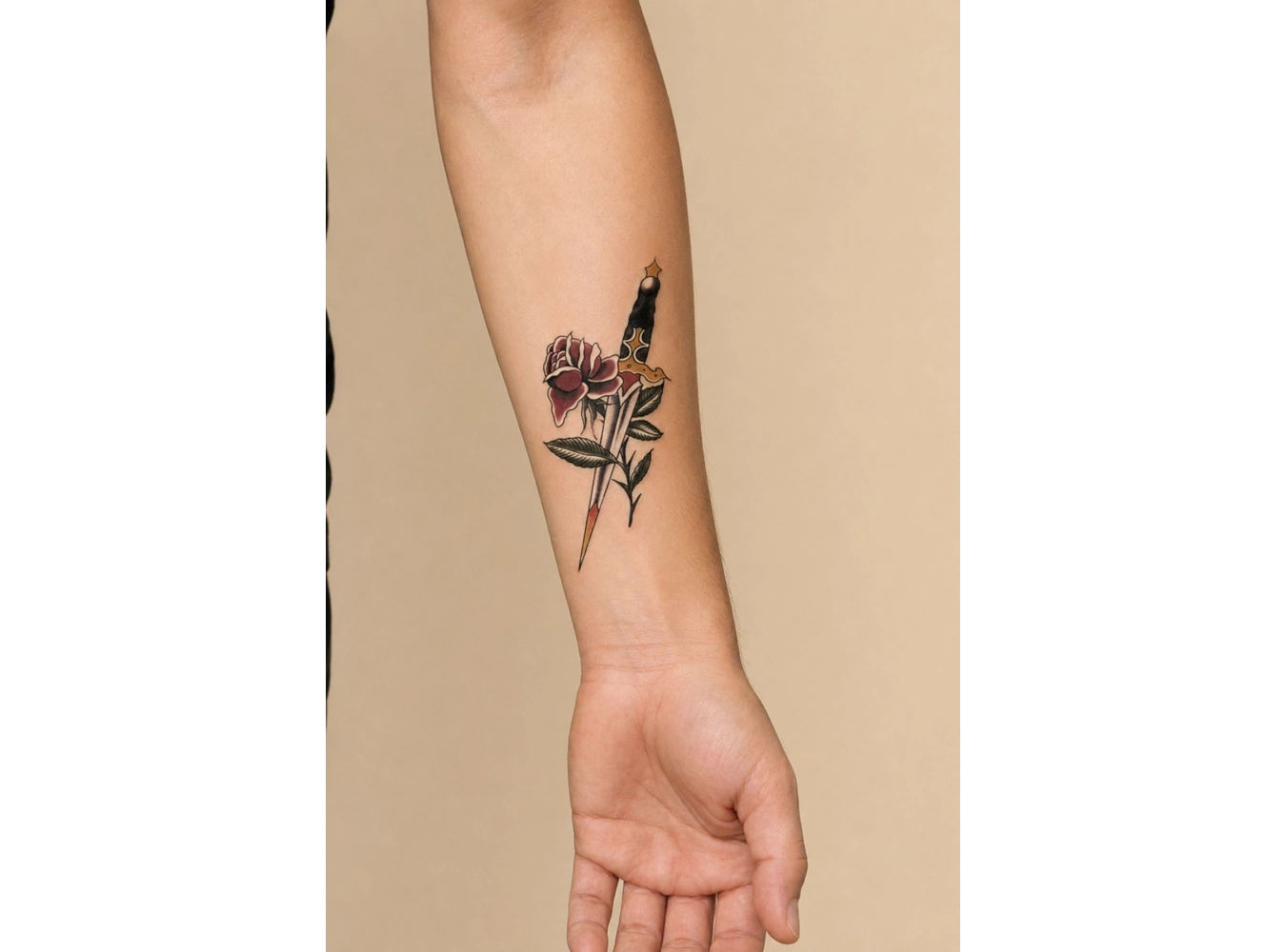 Gül Kılıç Geçici Dövme Tattoo