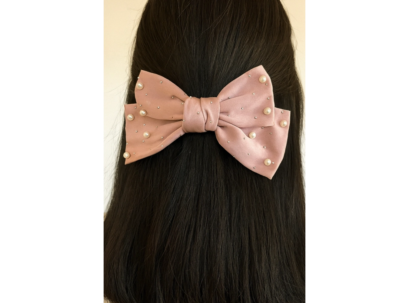 Gül Kurusu Renk Kurdele Figürlü İnci Detaylı Otomat Toka