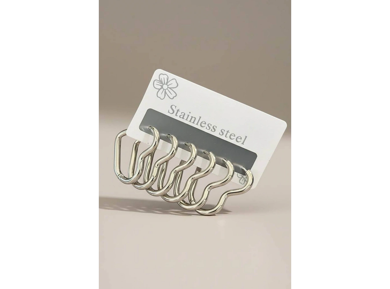 Gümüş Renk 6lı Kalp Detaylı Çelik Küpe Set