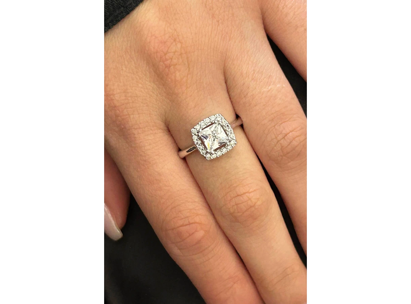 Gümüş Renk Ayarlanabilir Tektaş Yüzük