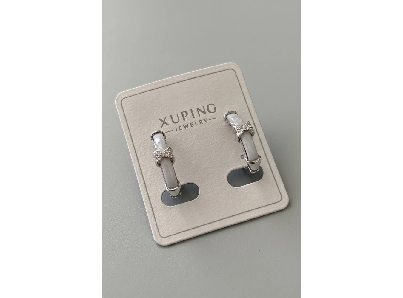 Gümüş Renk Beyaz Taş Detaylı Xuping Küpe (Çift)