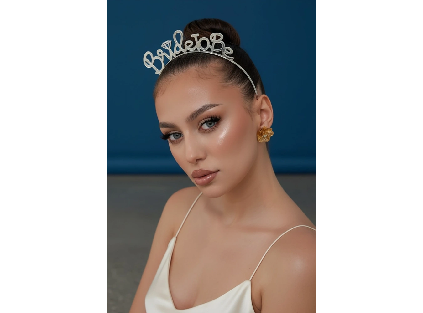 Gümüş Renk Bride To Be Yazılı Taç