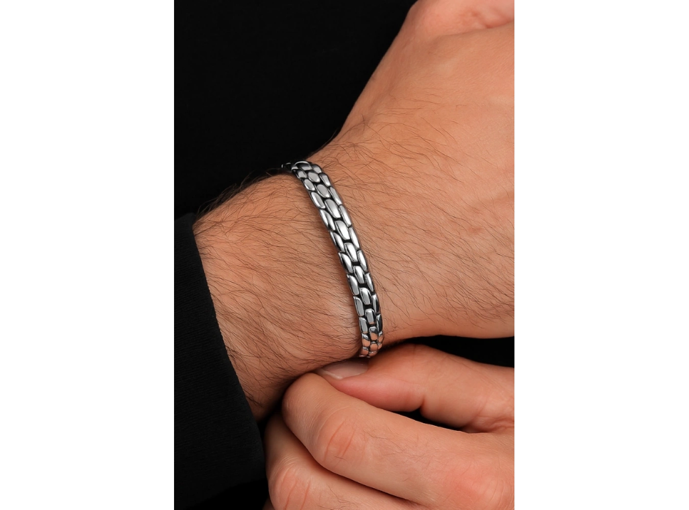 Gümüş Renk Burgu Detaylı Erkek Çelik Kelepçe Bileklik