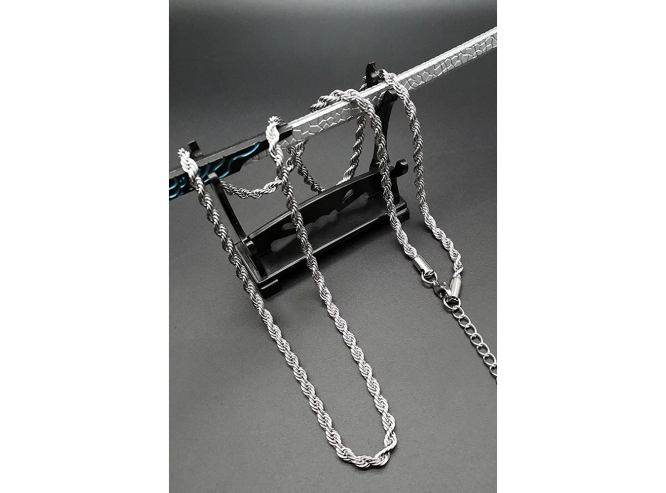 Gümüş Renk Burgu Detaylı Erkek Zincir Çelik Kolye (60cm)