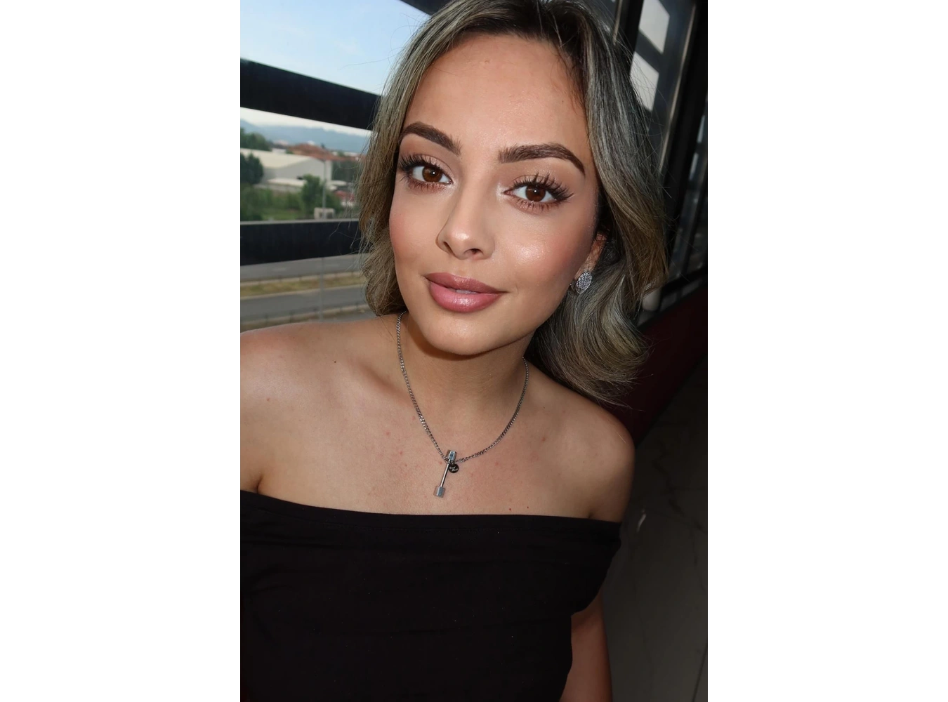 Gümüş Renk Çelik Kolye