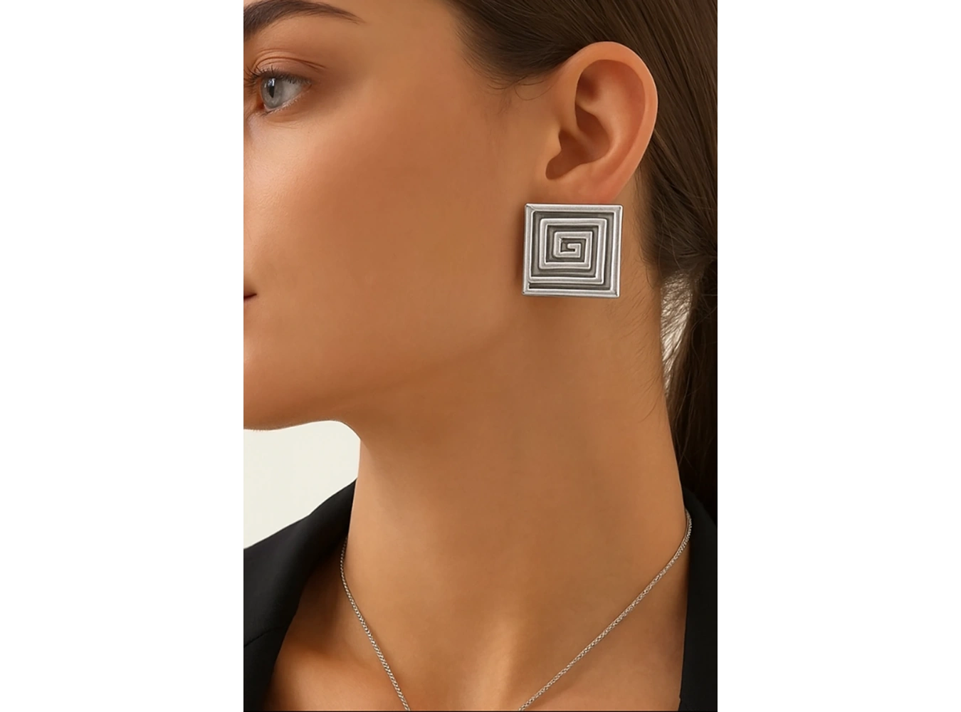 Gümüş Renk Çelik Küpe (Çift)