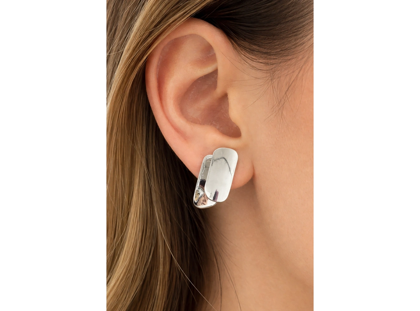 Gümüş Renk Çelik Küpe (Çift)