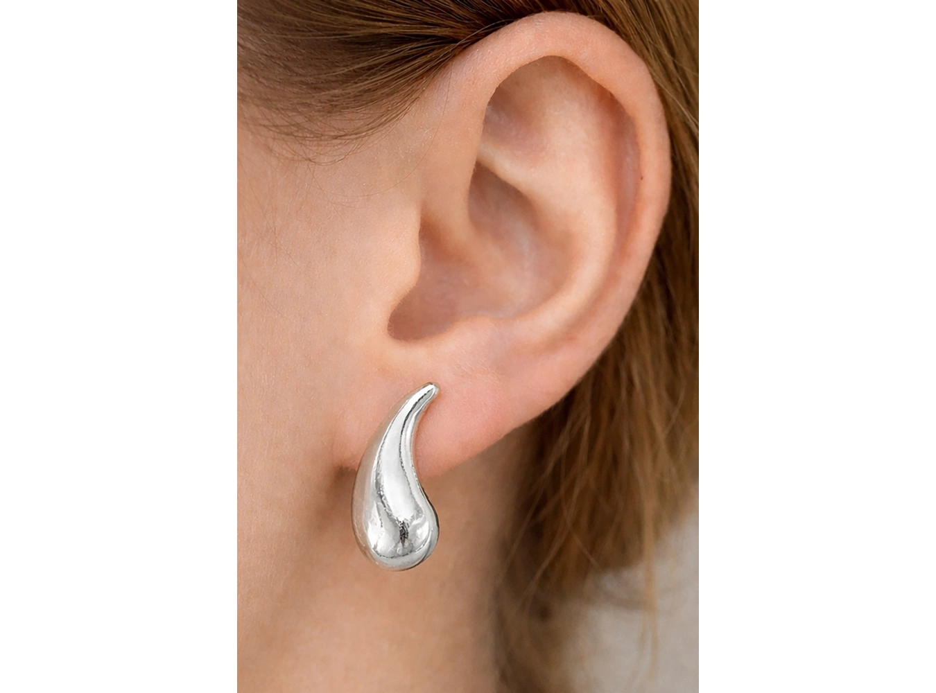 Gümüş Renk Çelik Küpe (Çift)