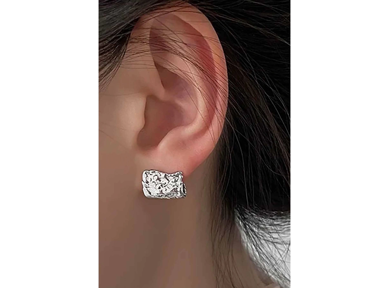 Gümüş Renk Çelik Küpe (Çift)