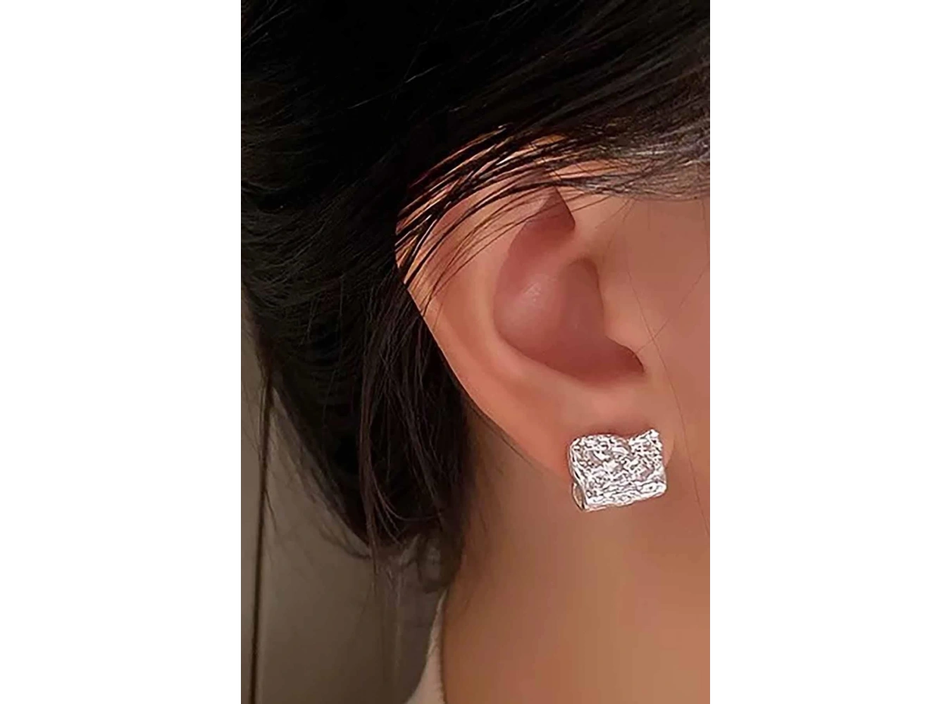 Gümüş Renk Çelik Küpe (Çift)