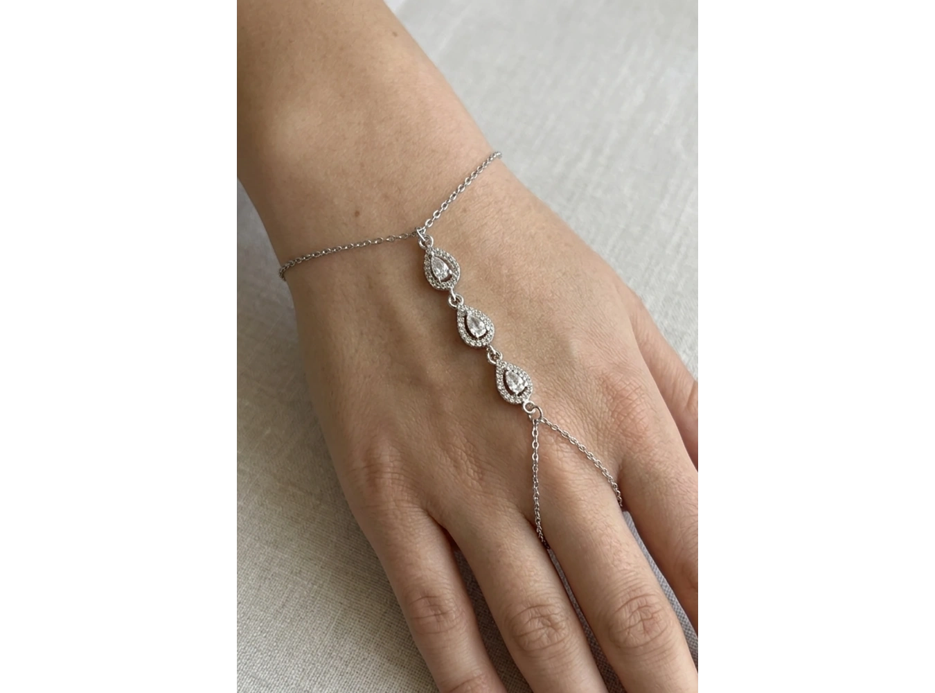 Gümüş Renk Çelik Şahmeran