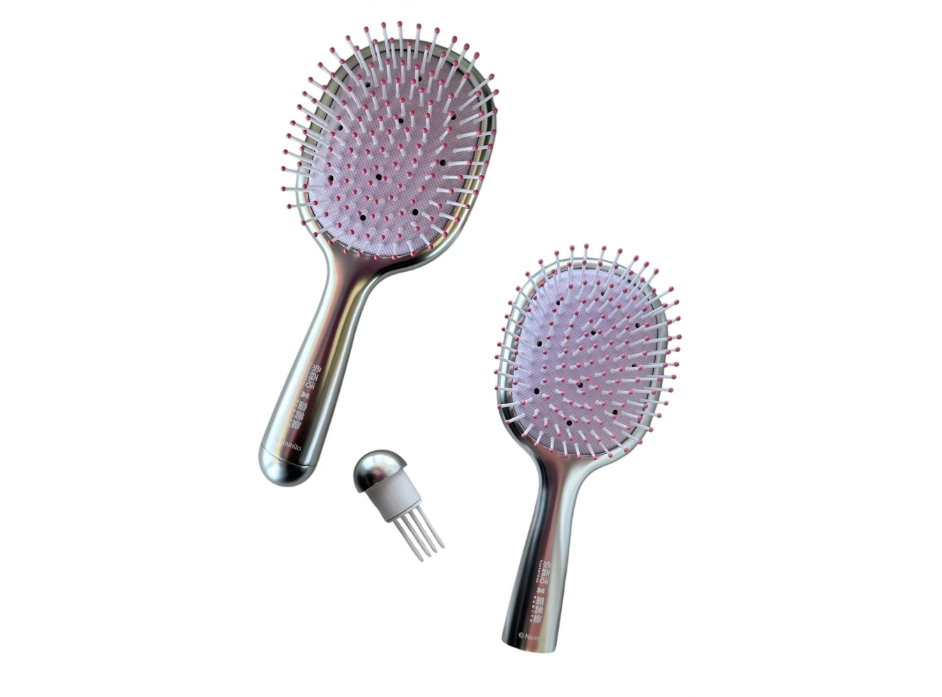 Gümüş Renk Charmlı Saç Tarama Fırçası/ Tarak