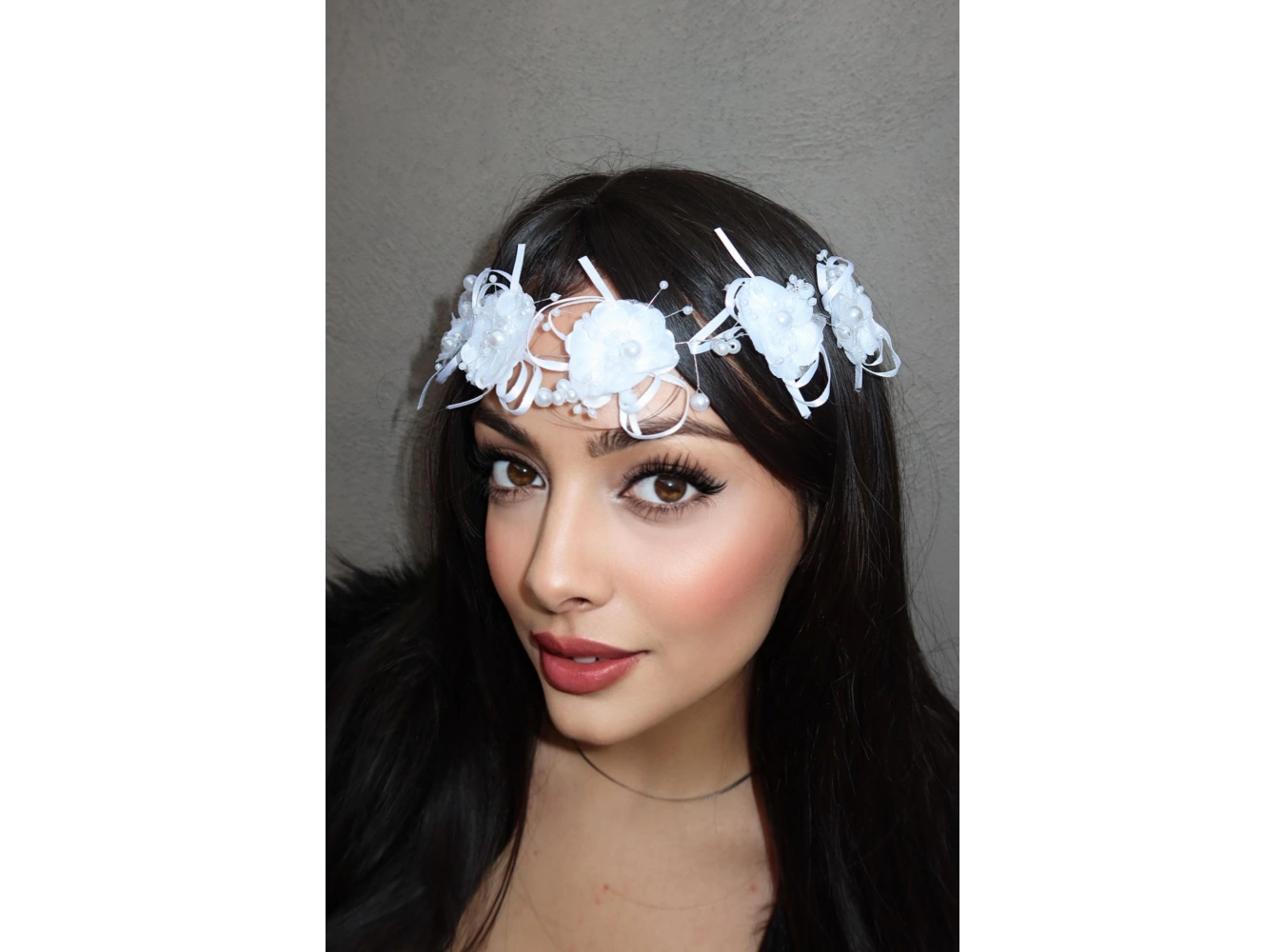 Gümüş Renk Çiçek Figürlü İnci Detaylı Saç Aksesuarı/ Alınlık