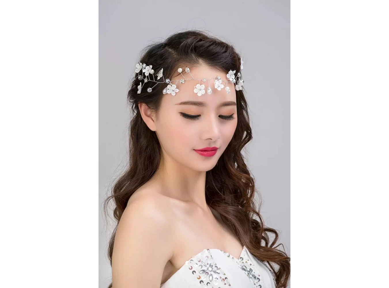 Gümüş Renk Çiçek Figürlü Saç Aksesuarı/ Alınlık