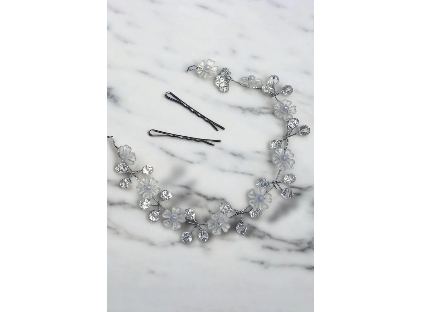 Gümüş Renk Çiçek Figürlü Saç Aksesuarı/ Alınlık