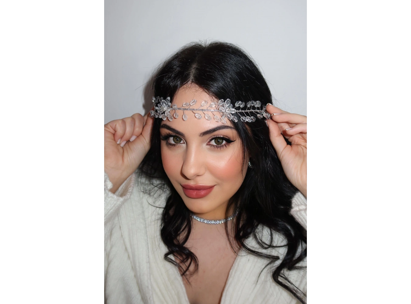 Gümüş Renk Çiçek Figürlü Taş Detaylı Saç Aksesuarı/ Alınlık