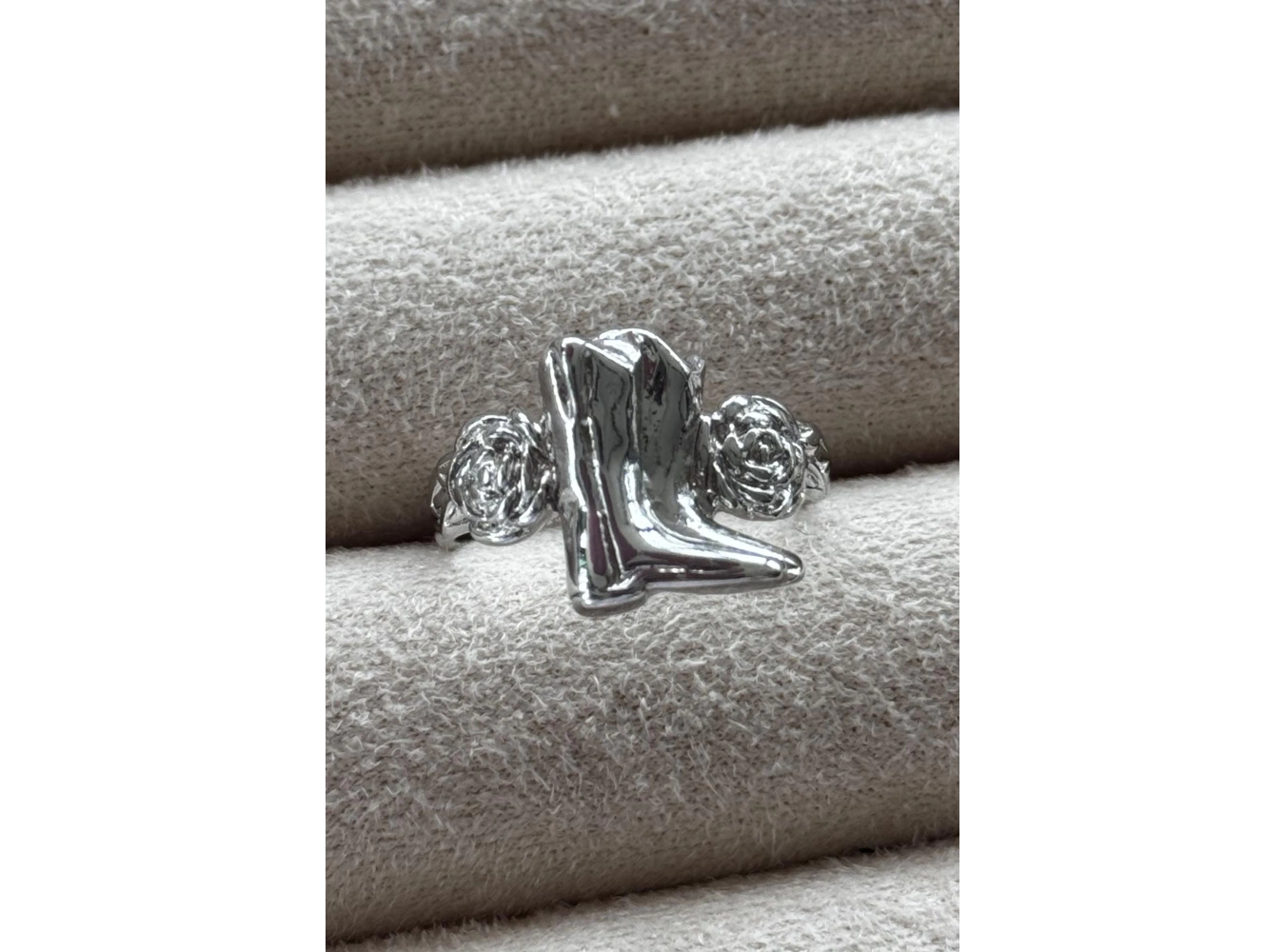 Gümüş Renk Çizme Figürlü Metal Ayarlanabilir Yüzük