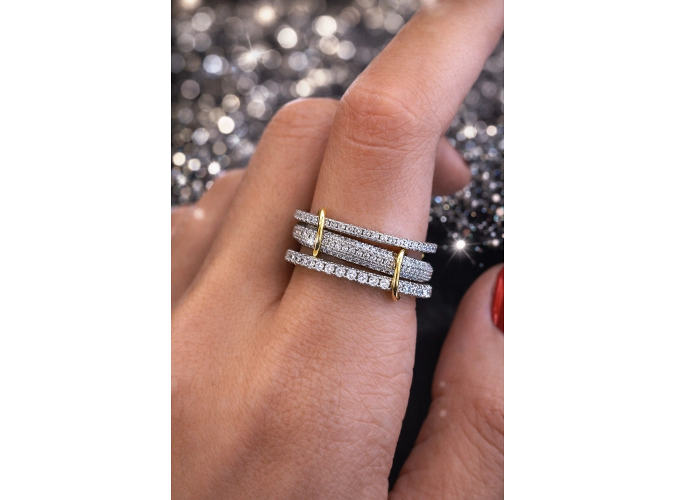 Gümüş Renk Çoklu Halka Detaylı Taşlı Yüzük