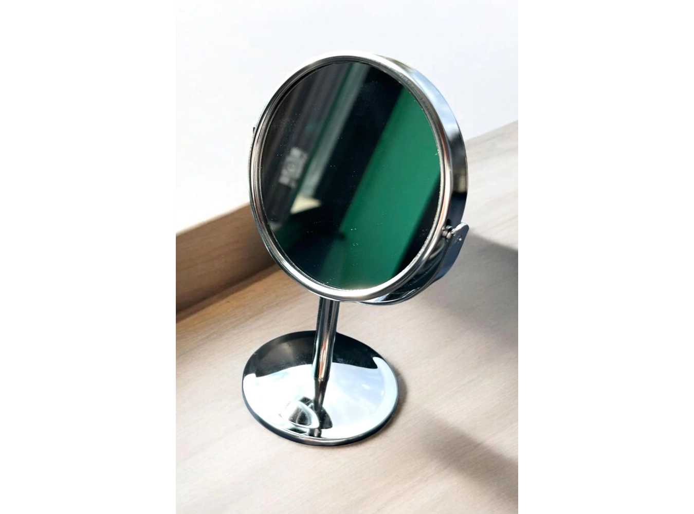 Gümüş Renk Dönebilen Masa Aynası