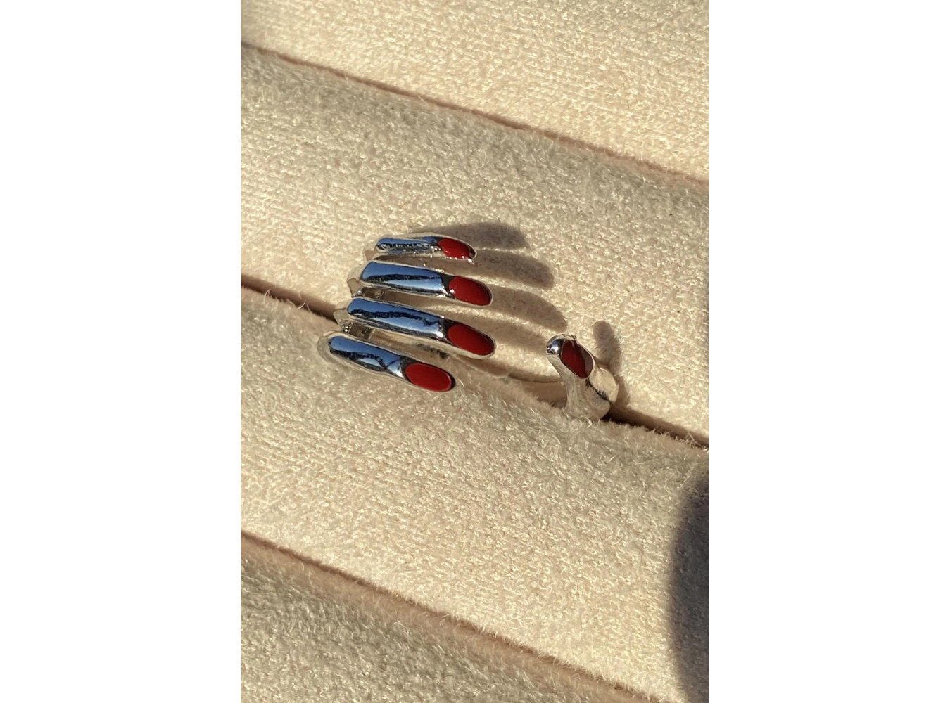 Gümüş Renk El Figürlü Ayarlanabilir Yüzük