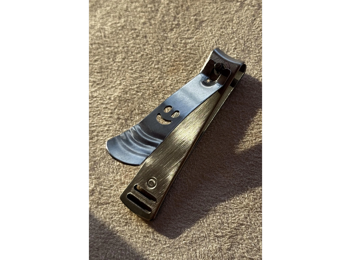 Gümüş Renk Emoji Detaylı Tırnak Makası (Büyük Boy)