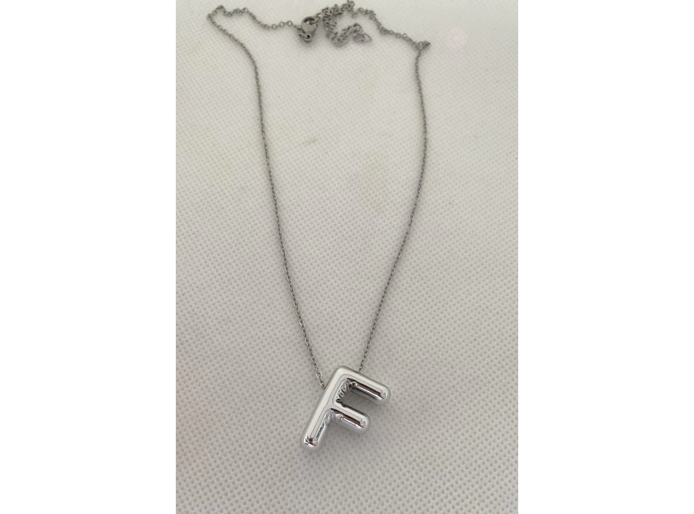 Altın Renk F Harf Çelik Balon Kolye