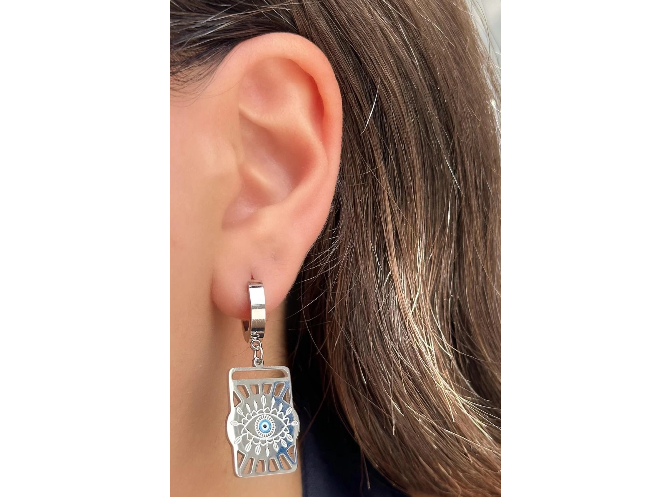 Gümüş Renk Göz Figürlü Çelik Küpe (Çift)