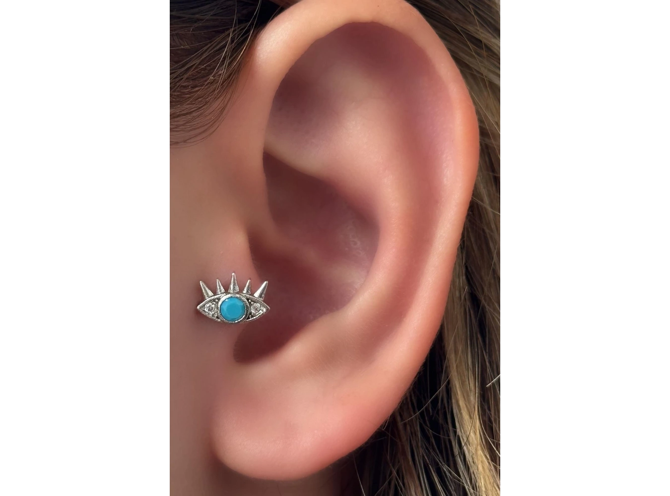 Gümüş Renk Göz Figürlü Çelik Tragus/Kıkırdak Küpe/Piercing (Tek)