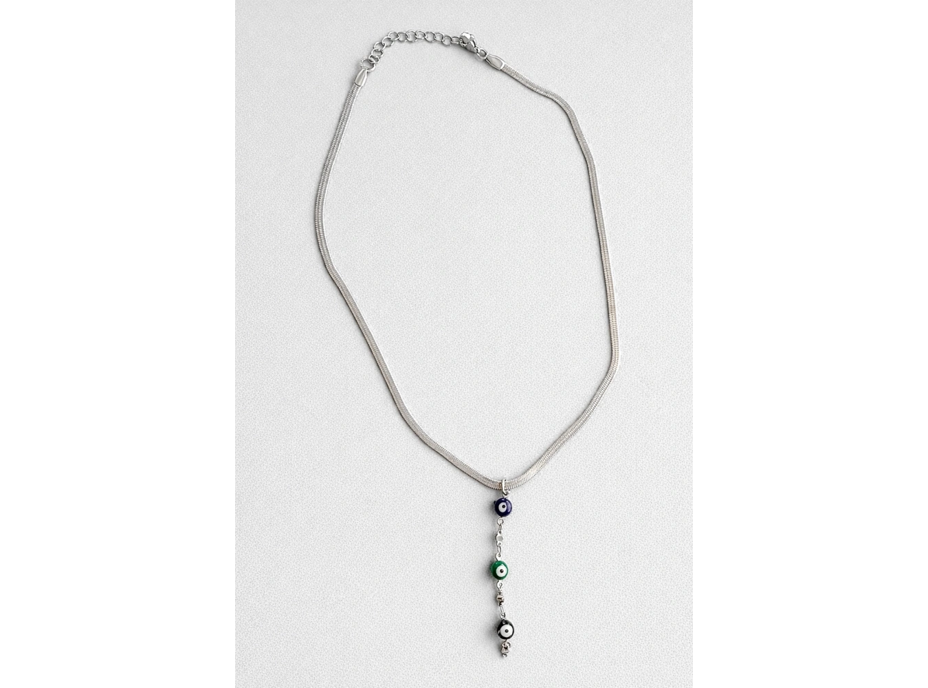 Gümüş Renk Göz Figürlü İtalyan Zincir Detaylı Çelik Kolye