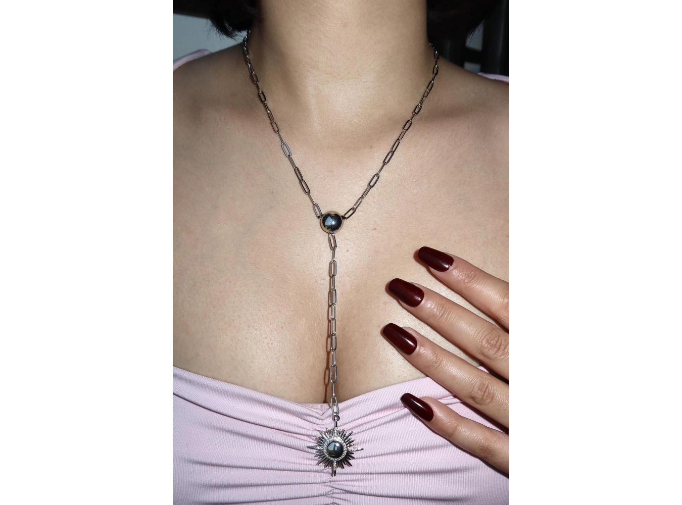 Gümüş Renk Güneş Figürlü Taş Detaylı Y Kolye