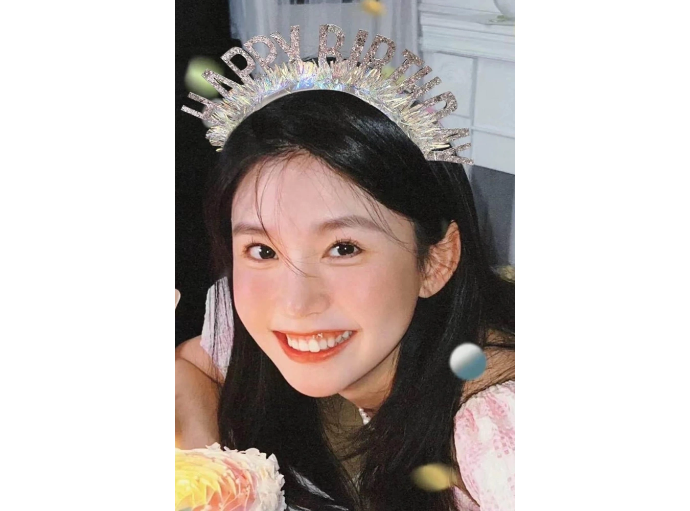 Gümüş Renk Happy Birthday Yazılı Taç