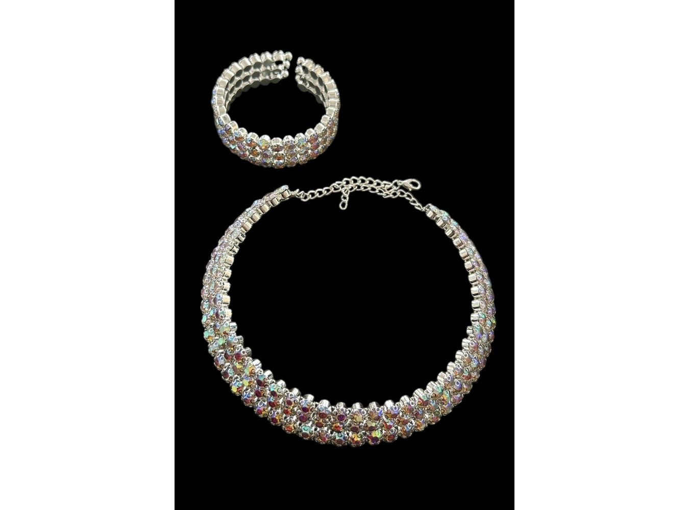 Gümüş Renk Hologram Taş Detaylı Kolye Ve Bileklik Set