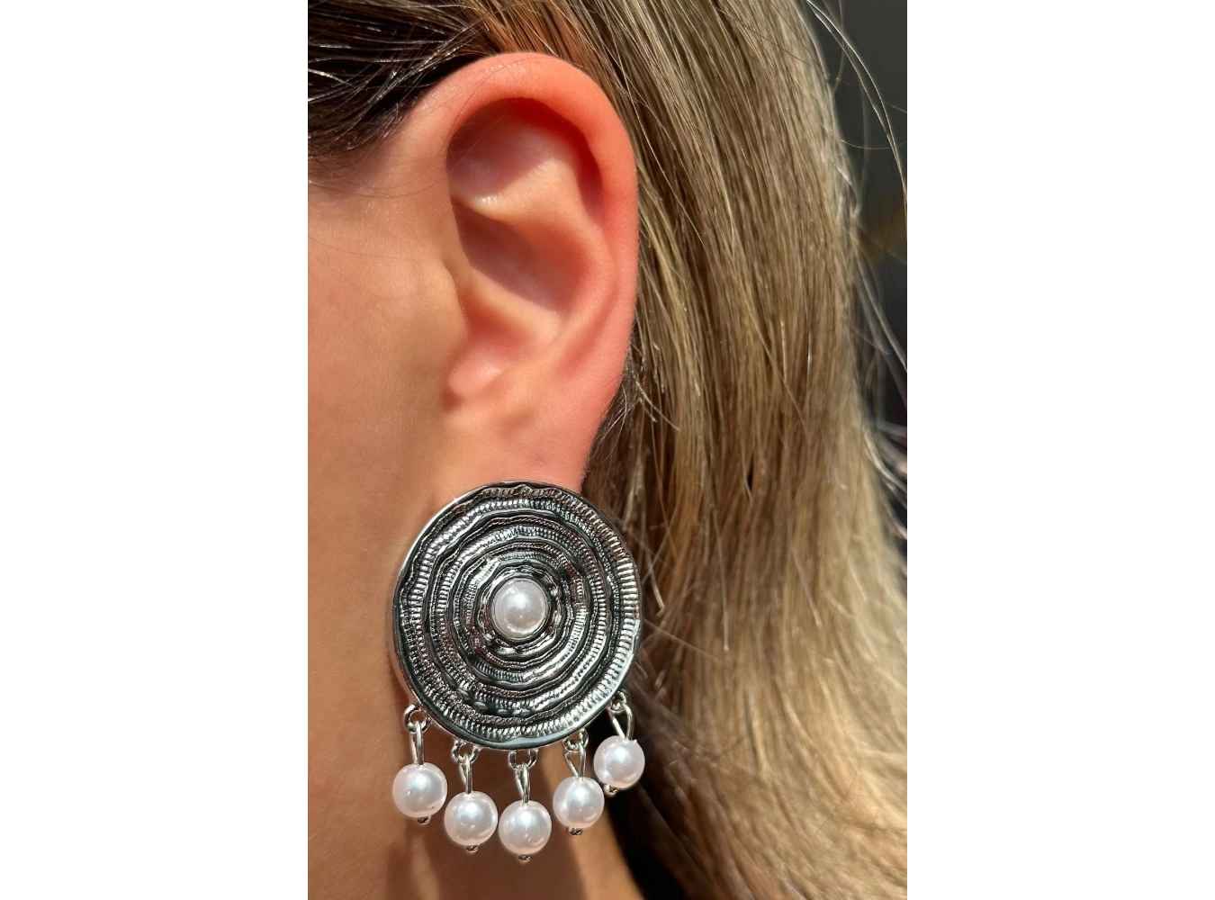 Gümüş Renk İnci Detaylı Küpe (Çift)