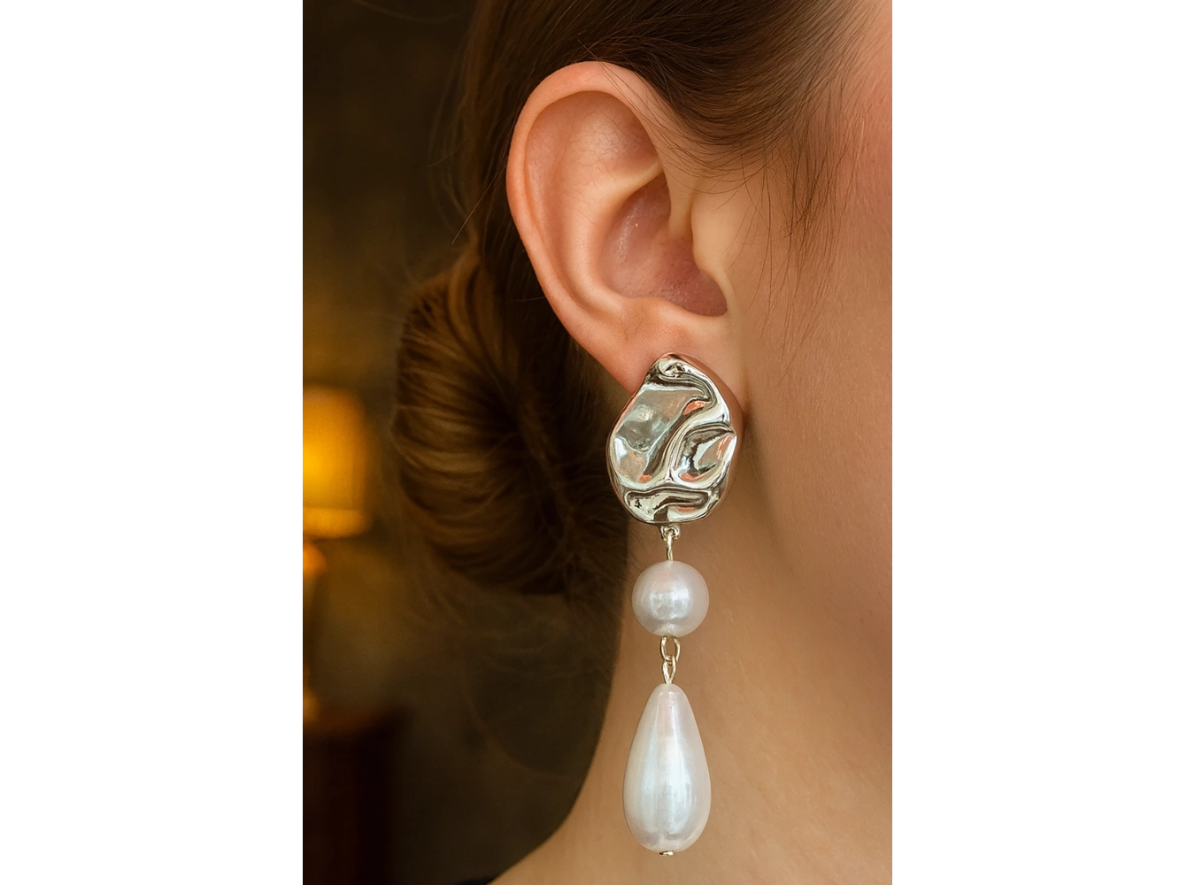 Gümüş Renk İnci Detaylı Küpe (Çift)