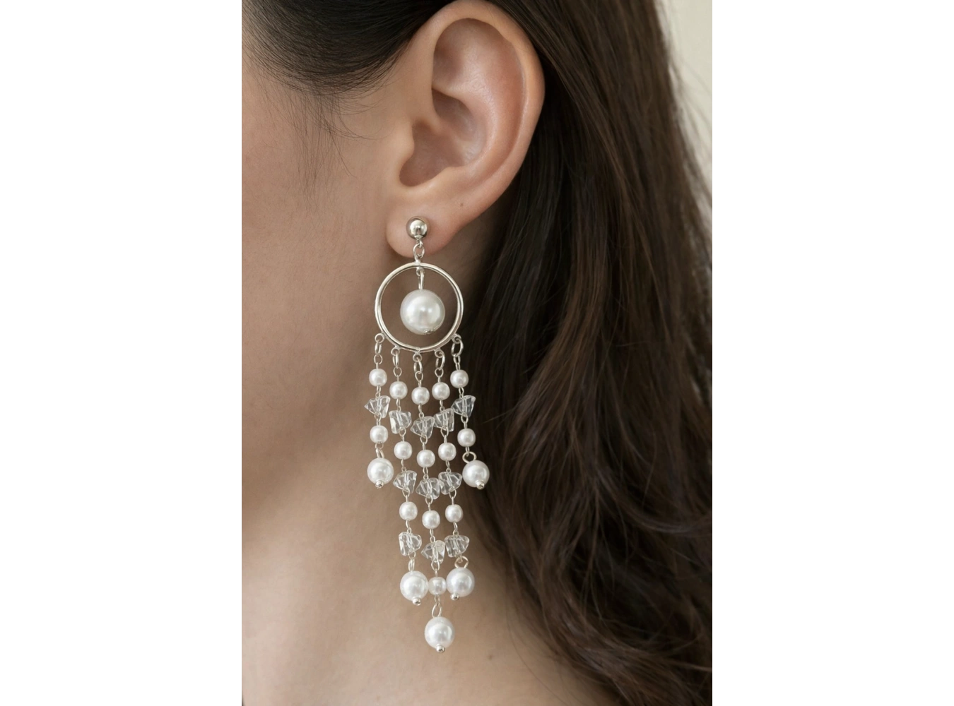 Gümüş Renk İnci Detaylı Sallantılı Küpe (Çift)