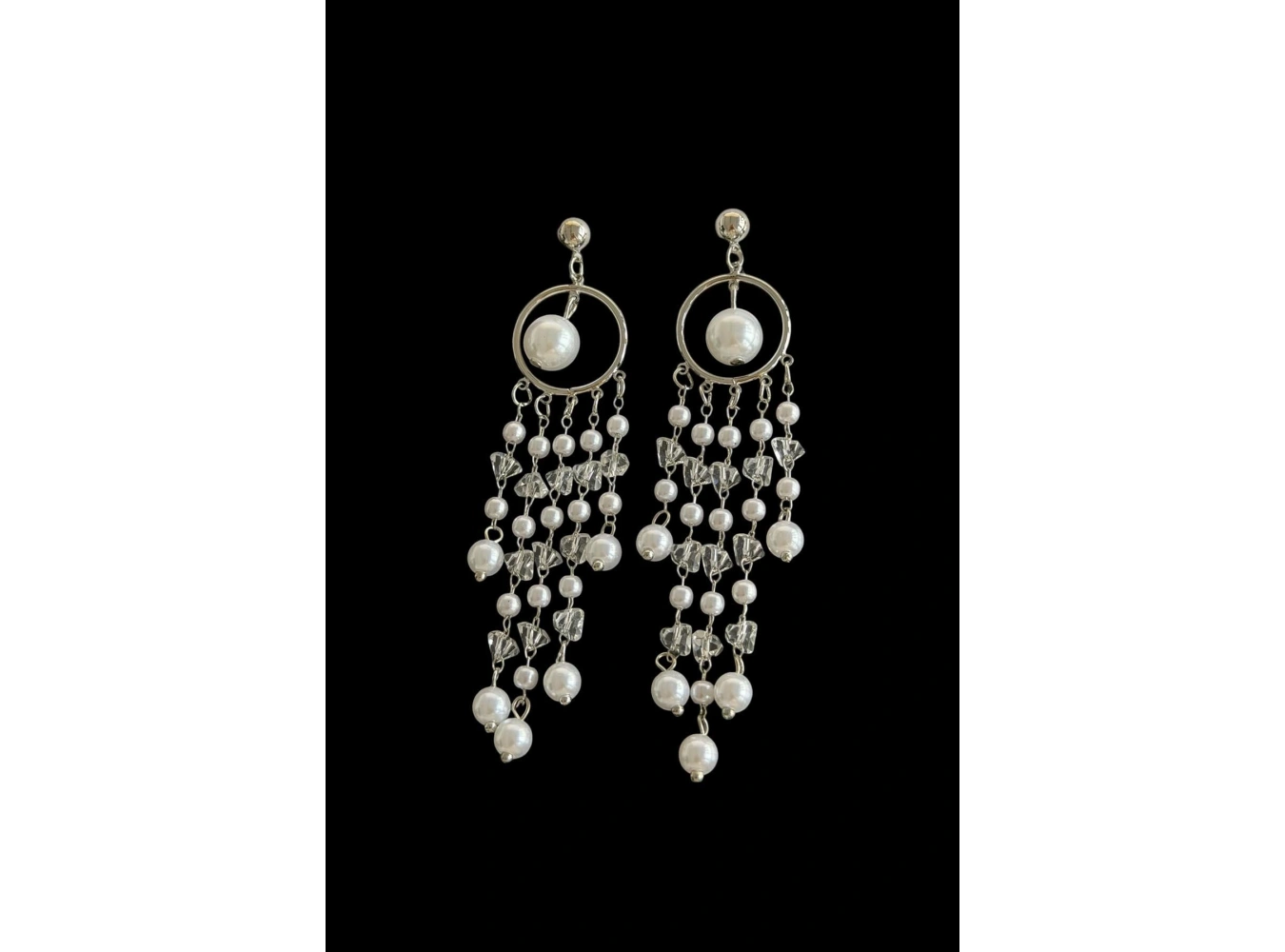 Gümüş Renk İnci Detaylı Sallantılı Küpe (Çift)