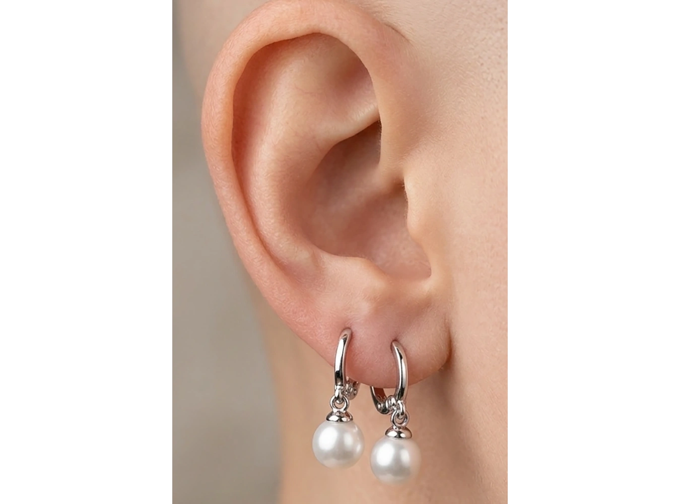 Gümüş Renk İnci Detaylı Xuping Küpe (Çift)