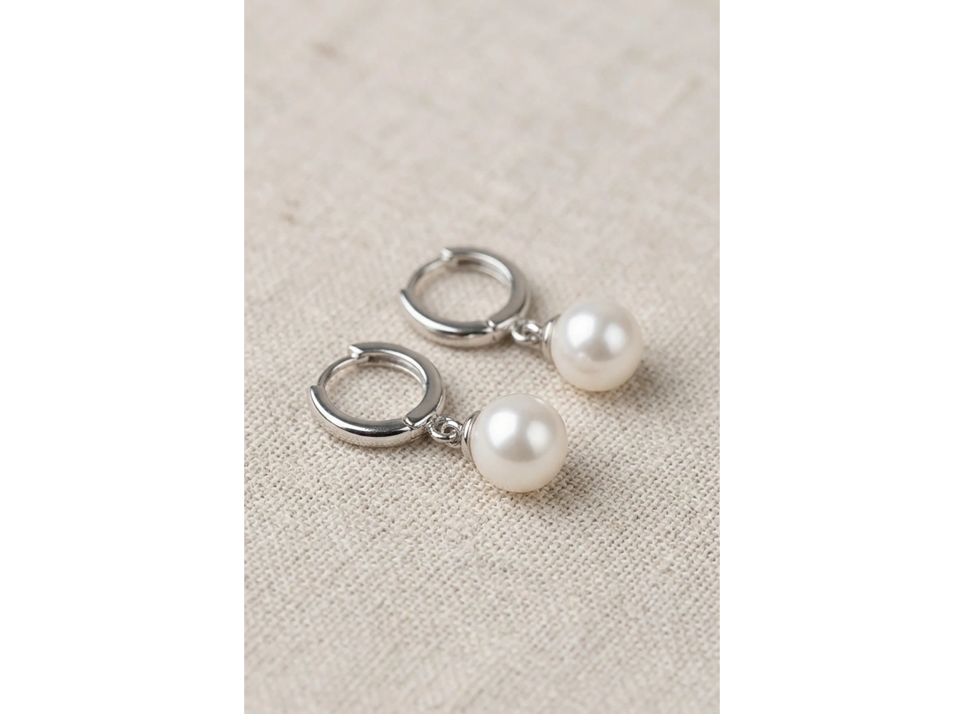 Gümüş Renk İnci Detaylı Xuping Küpe (Çift)