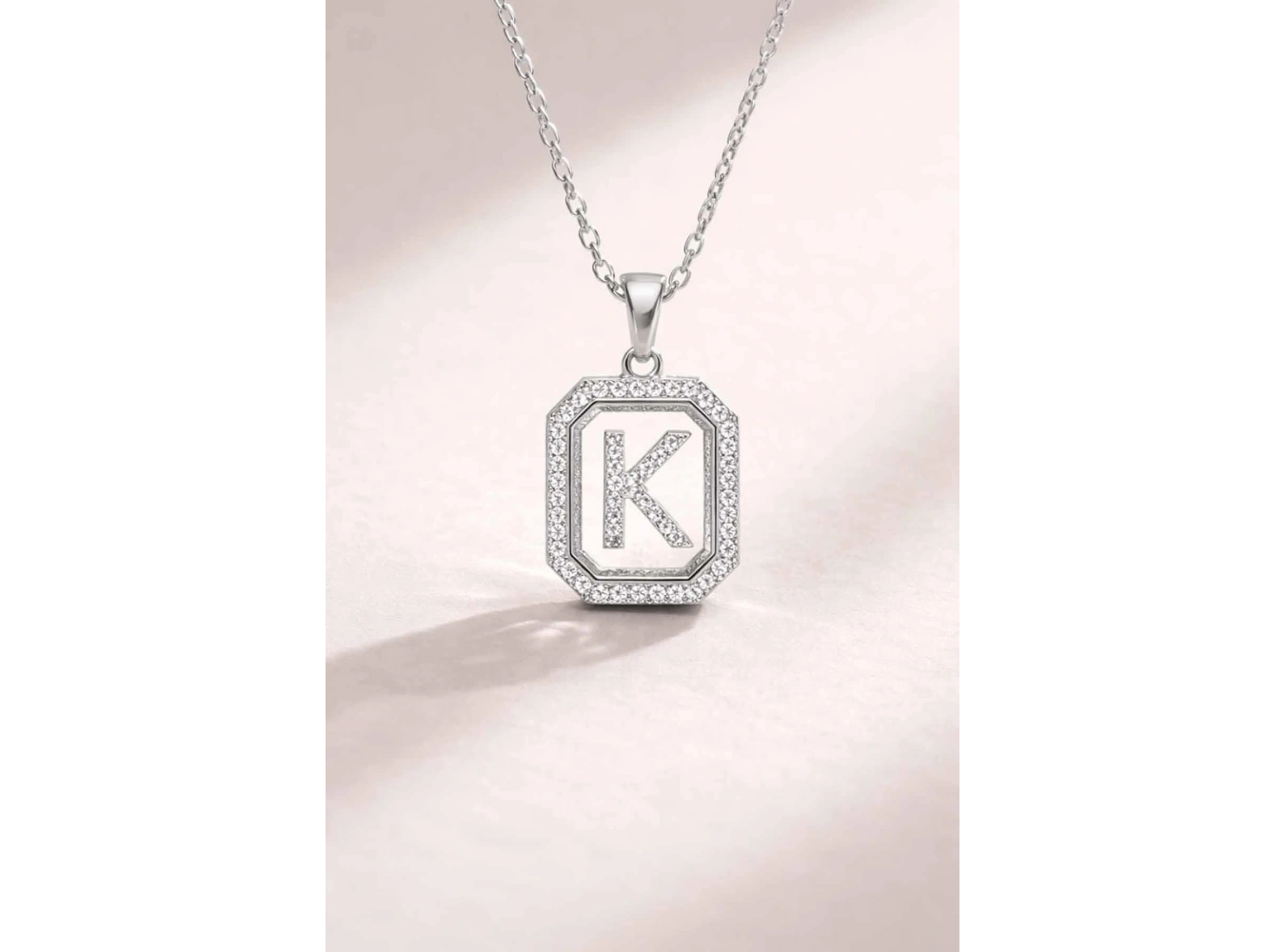 Gümüş Renk K Harf Taş Detaylı Çelik Kolye