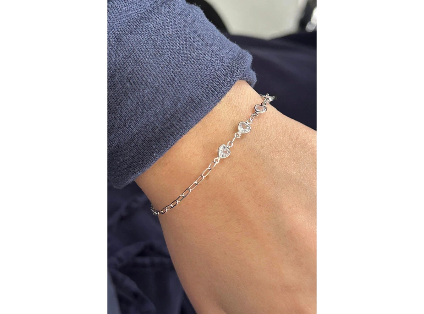 Gümüş Renk Kalp Figürlü Bileklik