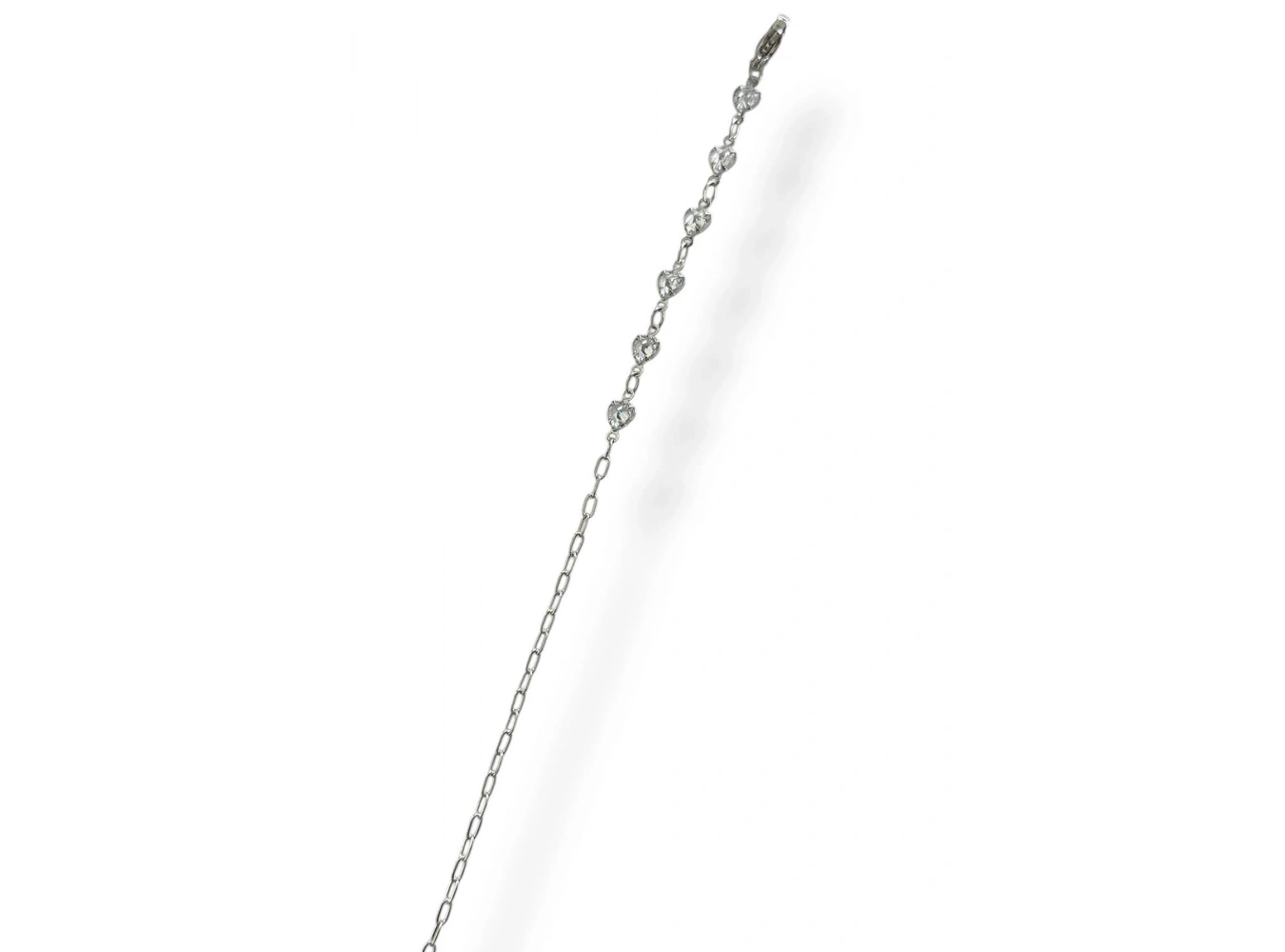 Gümüş Renk Kalp Figürlü Bileklik