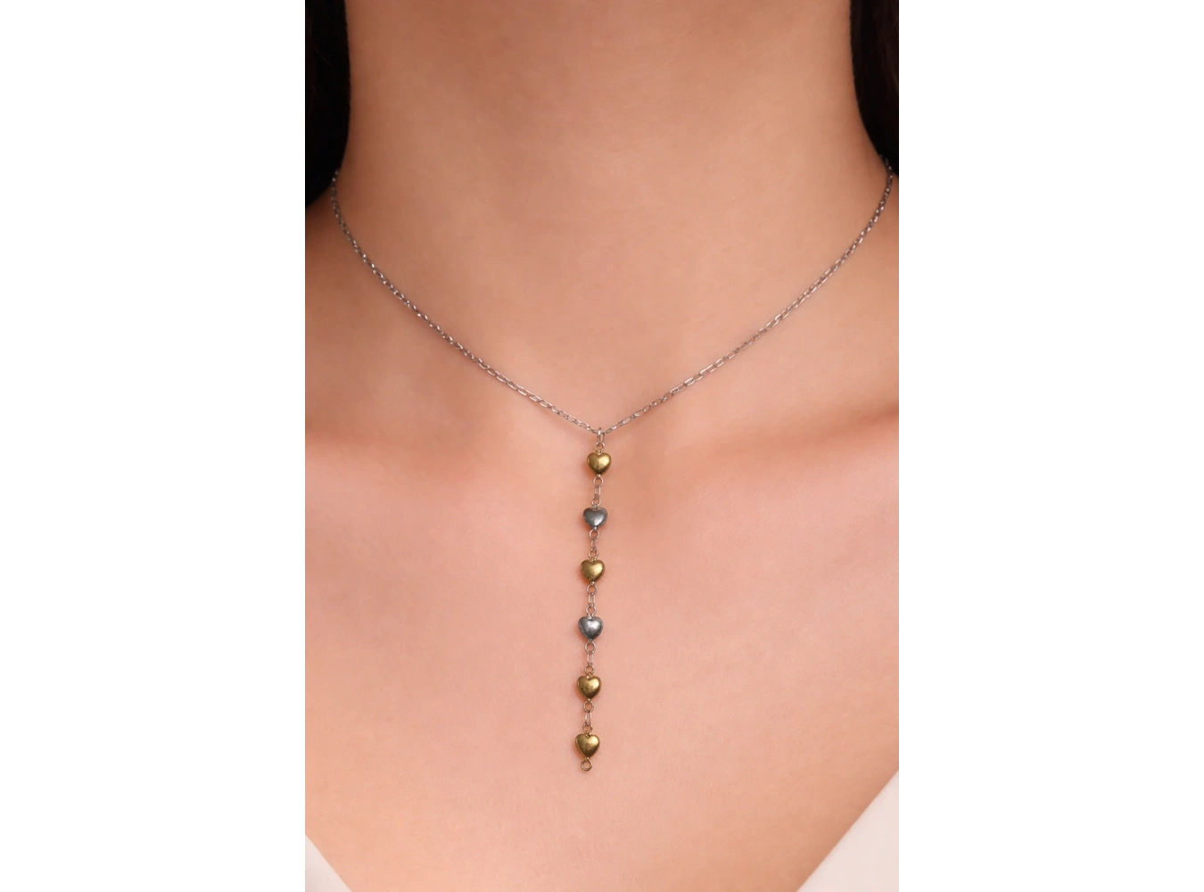 Gümüş Renk Kalp Figürlü Çelik Y Kolye