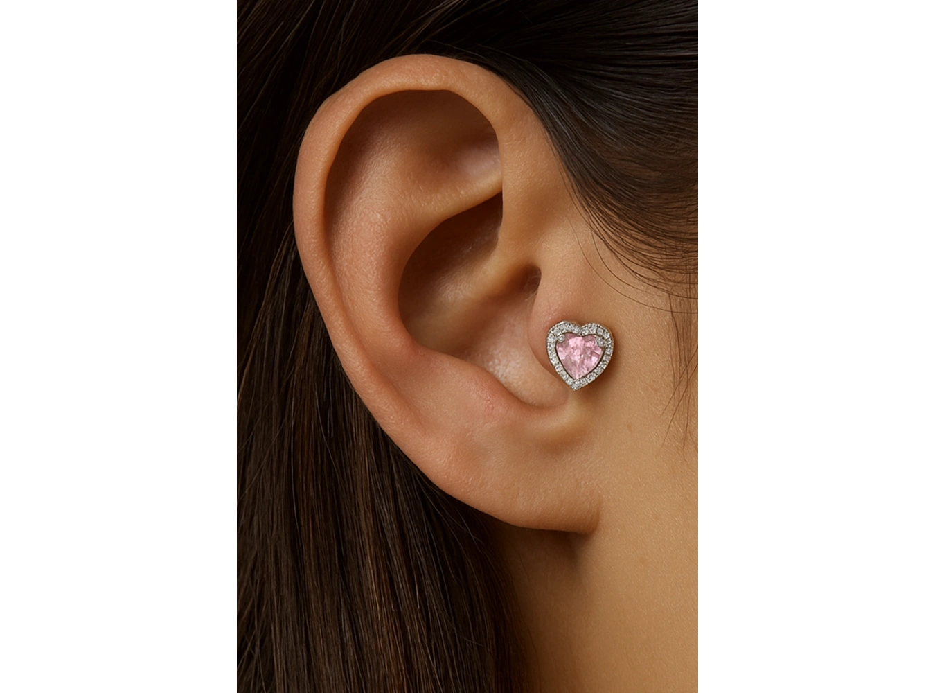 Gümüş Renk Kalp Figürlü Cerrahi Çelik Tragus/Kıkırdak Küpe/Piercing (Tek)